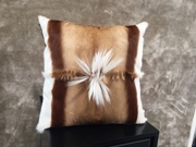 Thomas Albrecht Kissen Plaids Echtfelldecken Kunstfelldecken